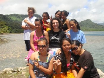 Volunteer to teach in Micronesia