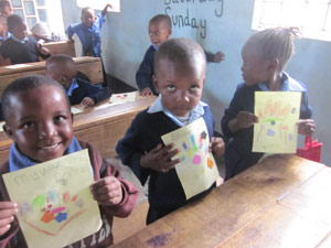 Volunteering waith children in Tanzania