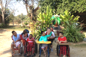 volunteers with children in cambodia 