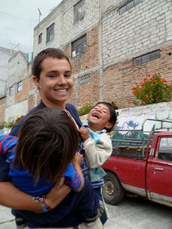 Nick Tycom - UBELONG Volunteer in Ecuador