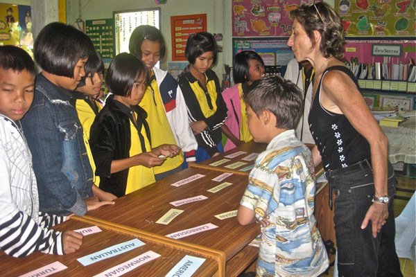 Ruth volunteering in Thailand with Starfish Volunteers