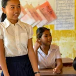 Volunteer with Children in Cambodia