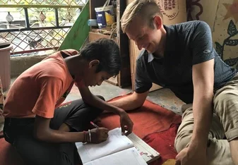Volunteer in India with VolSol
