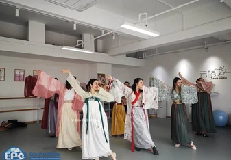 Chinese traditional dance class