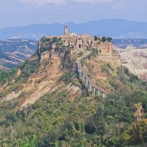 The city called Civita di Bagnoregio, located in the Lazio region like Viterbo, is known as the Dying City because it is located on a hilltop and is slowly falling apart.