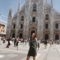 Me in front of the beautiful Duomo