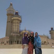 Visit to the holy city of Touba where one of the largest mosques in Africa is located.