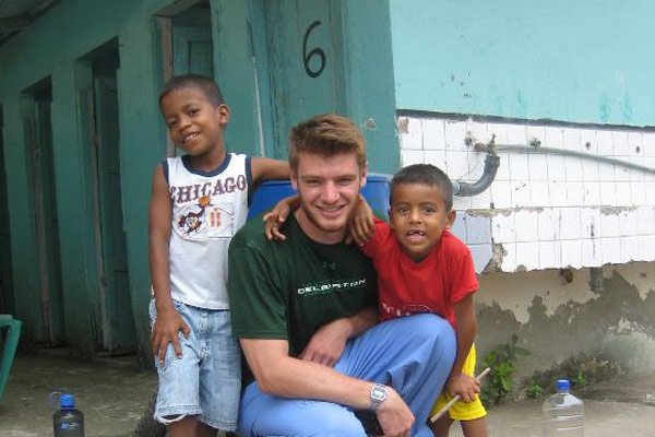 Volunteer and get to know local culture in Ecuador