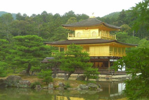 Explore Japan while volunteering