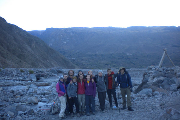 Group of volunteers in Peru