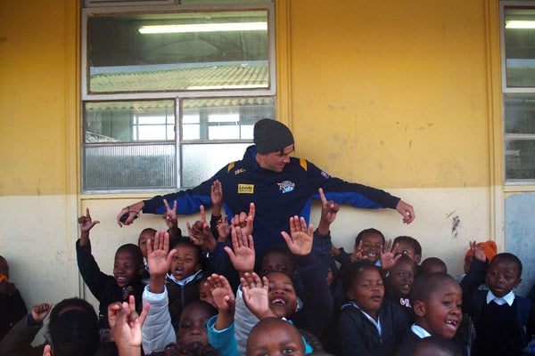 Volunteers with children in South Africa