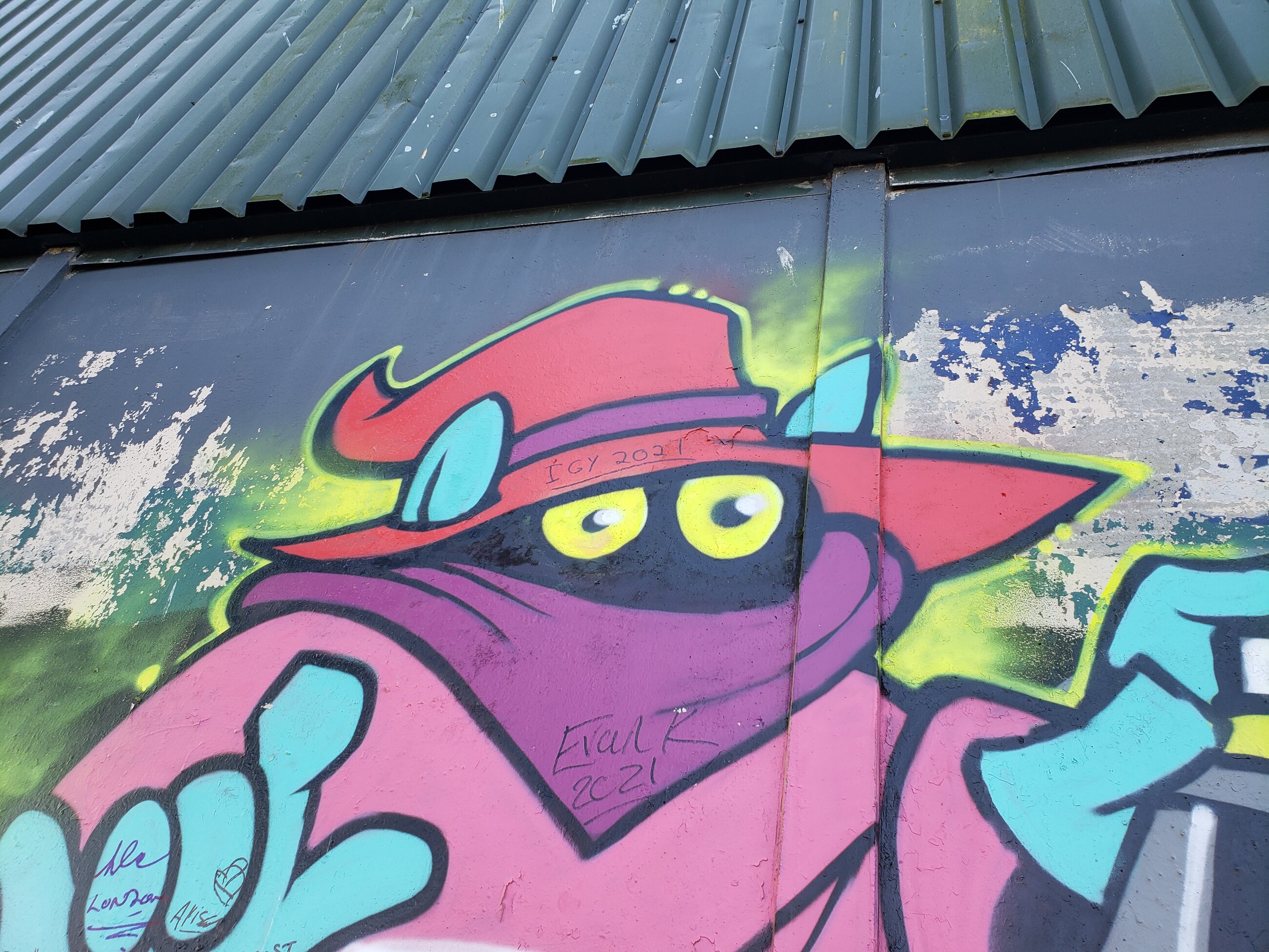 a photo of the peace wall in Belfast