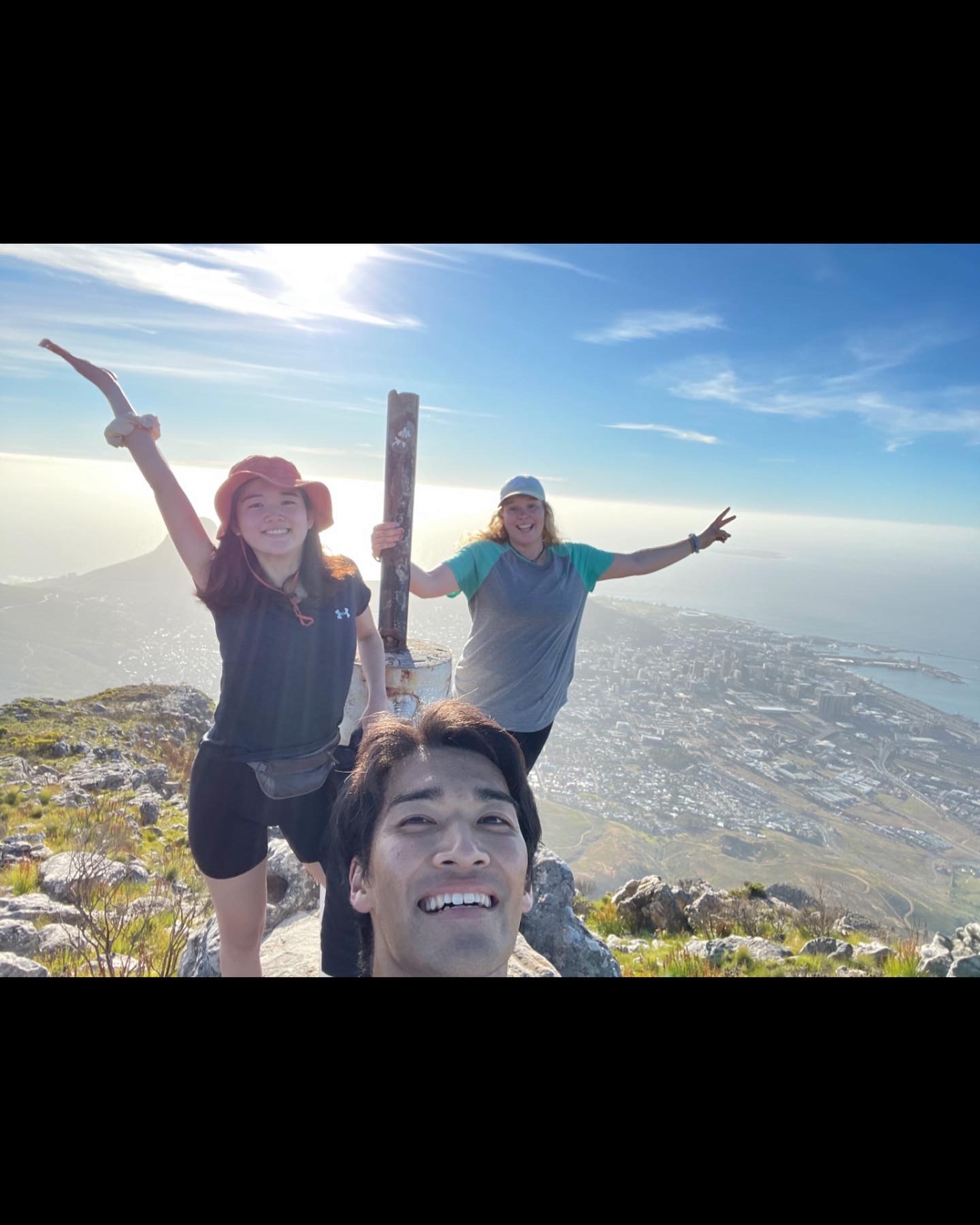 Devils peak view overlooking Cape Town and table mountain