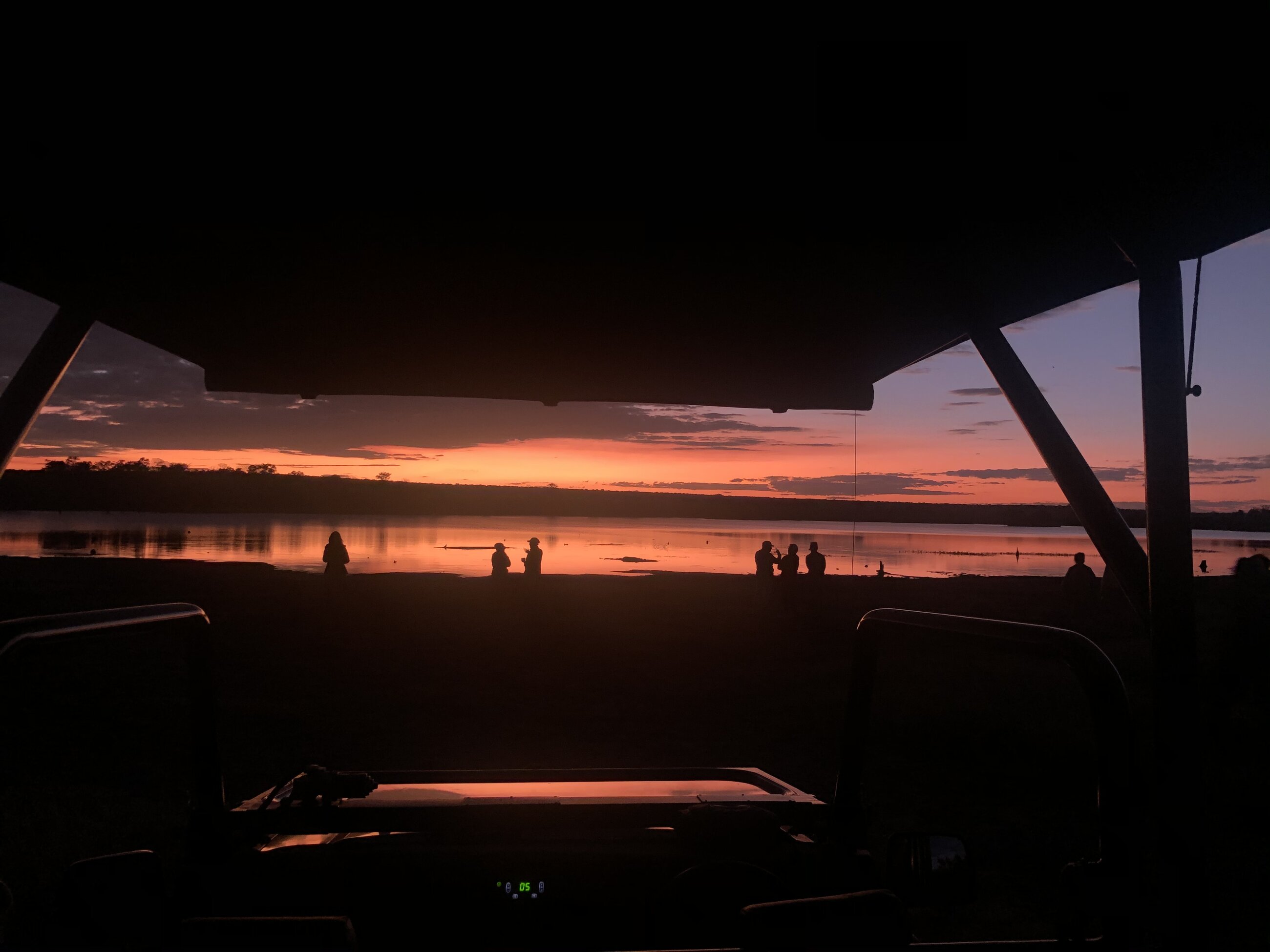 Sundowner drinks to watch a beautiful sunset