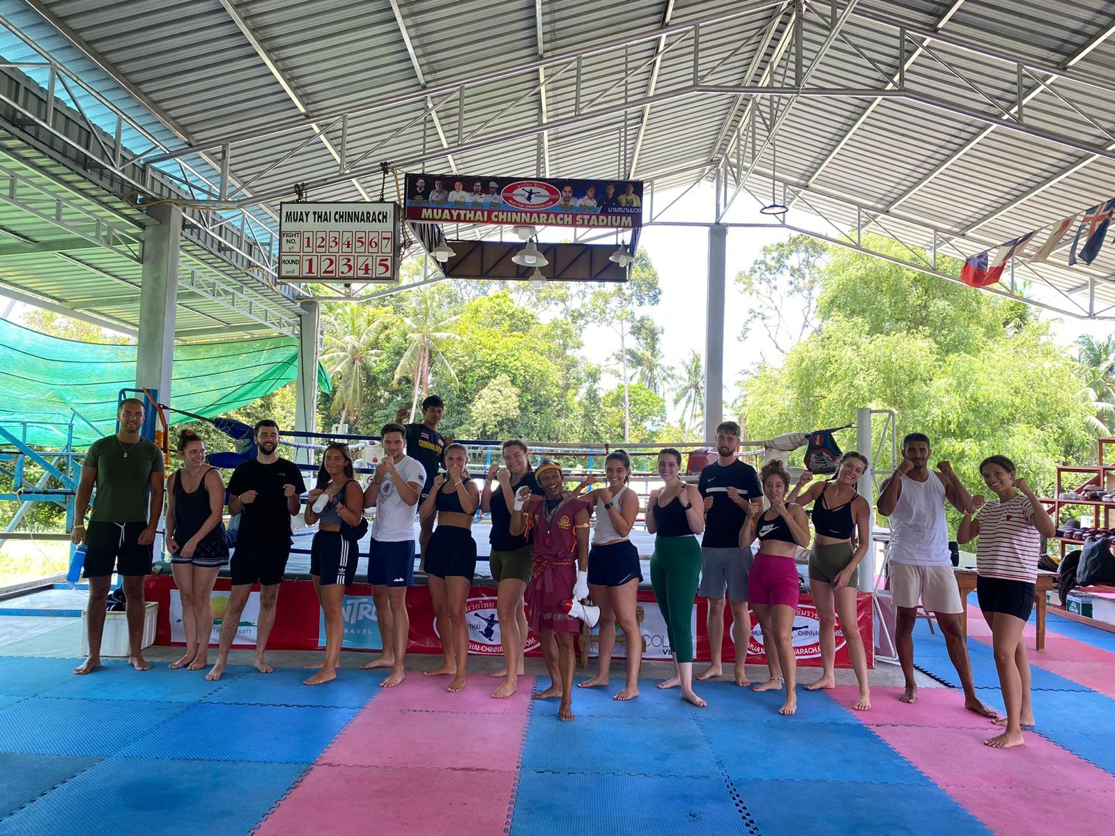 Muay Thai w the group