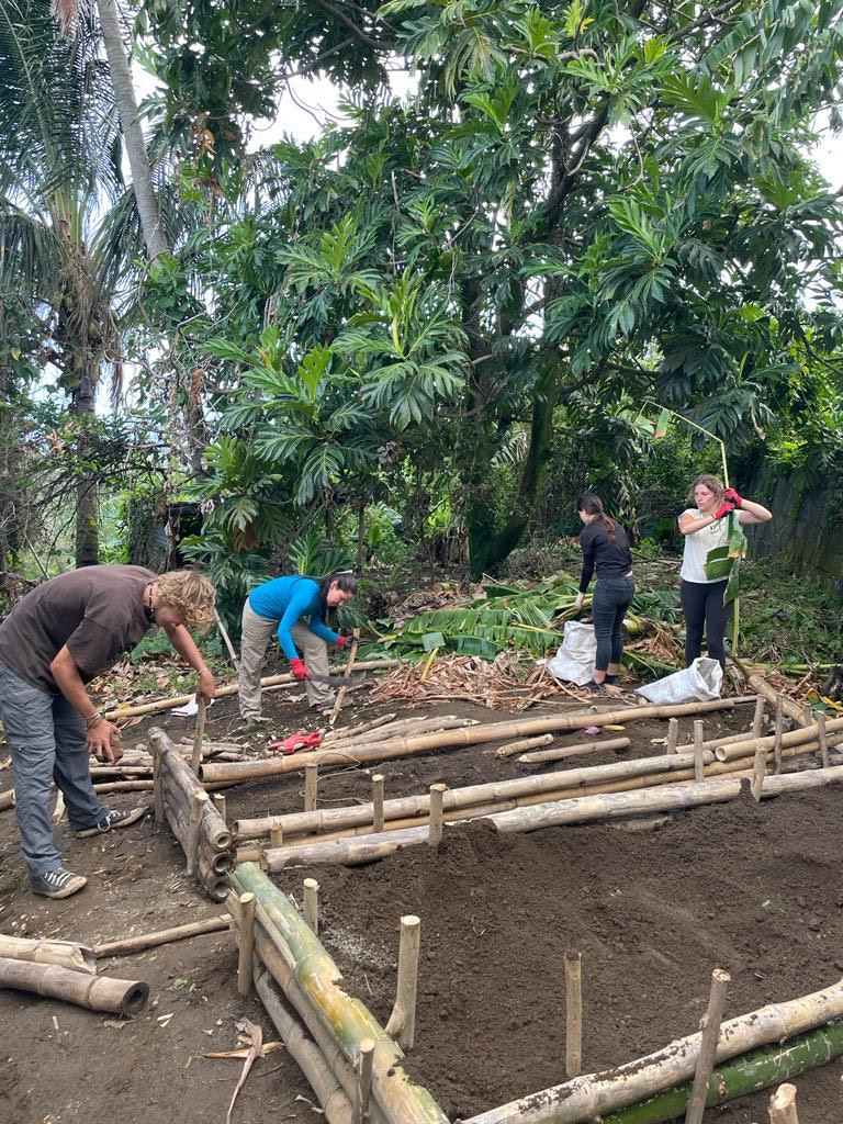 Building gardens