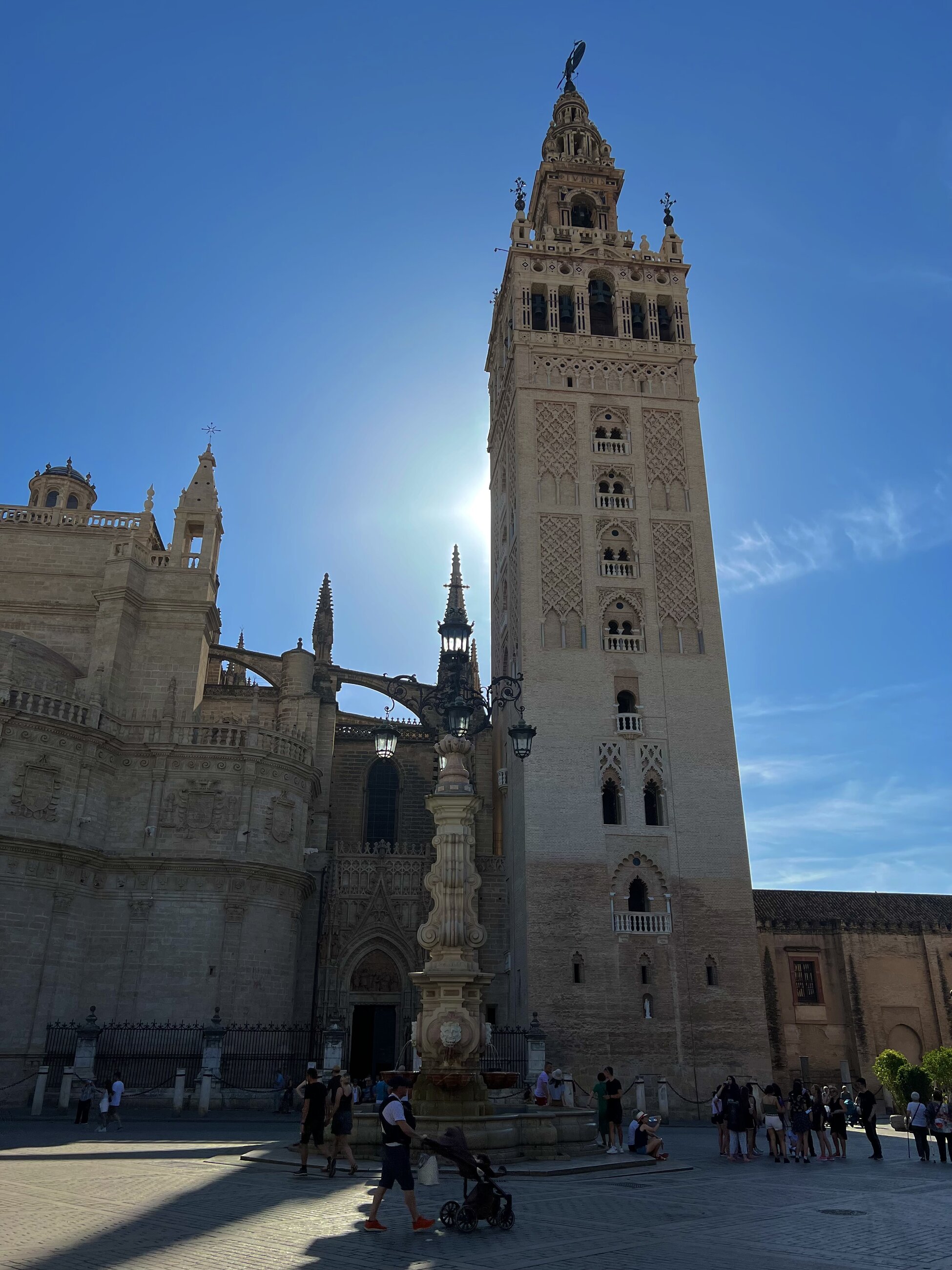 Giralda, bell tower of the cathedral in Sevilla