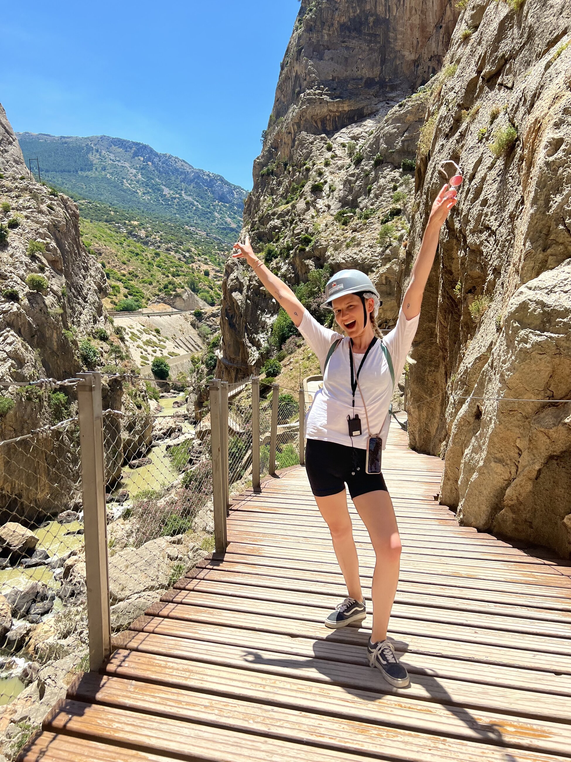 Making friends from all over the world while hiking El Camino del Rey