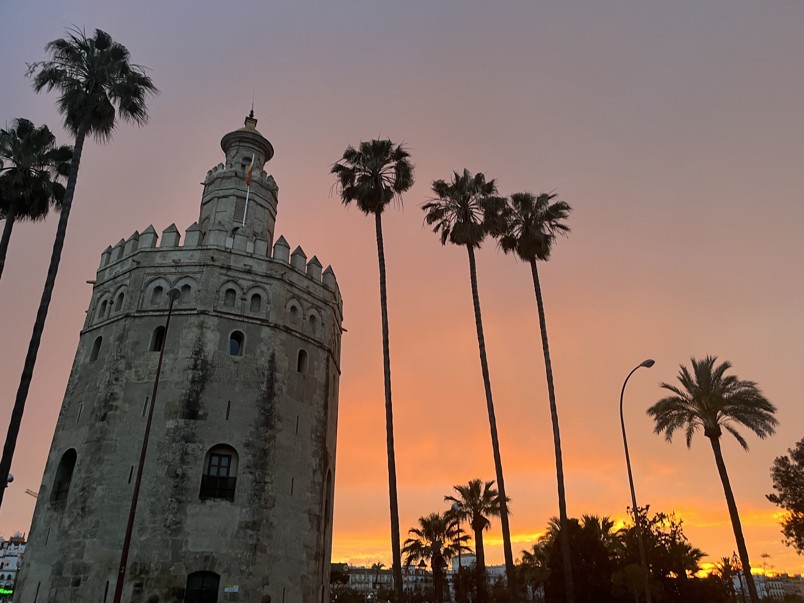 El Torre del Oro