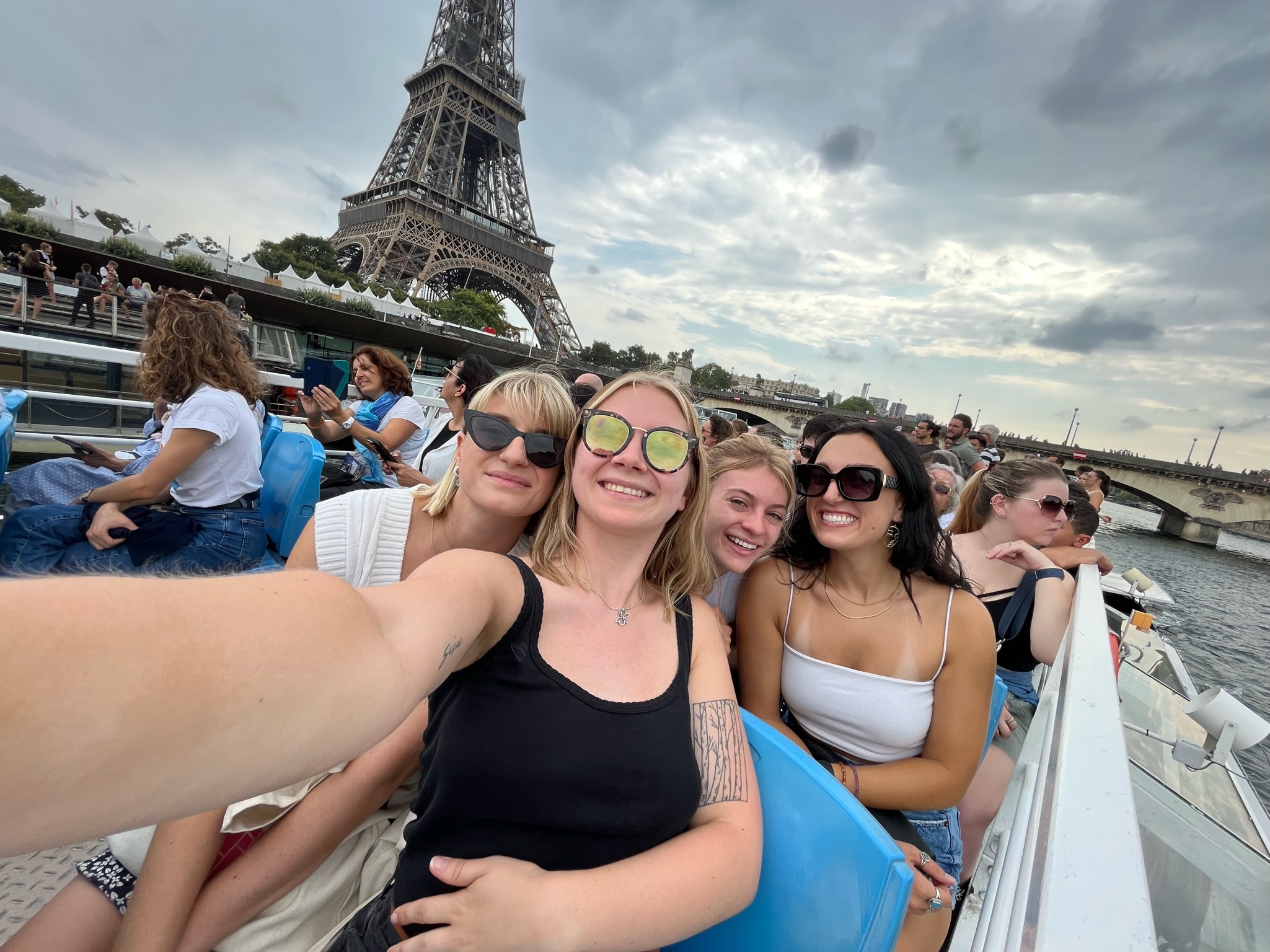 Paris boat tour