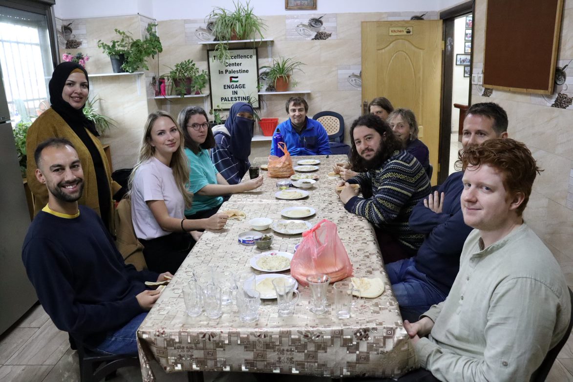 Breakfast at the Centre 