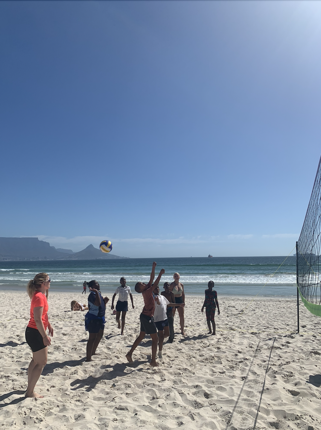 Beachvolleybal with adventure club