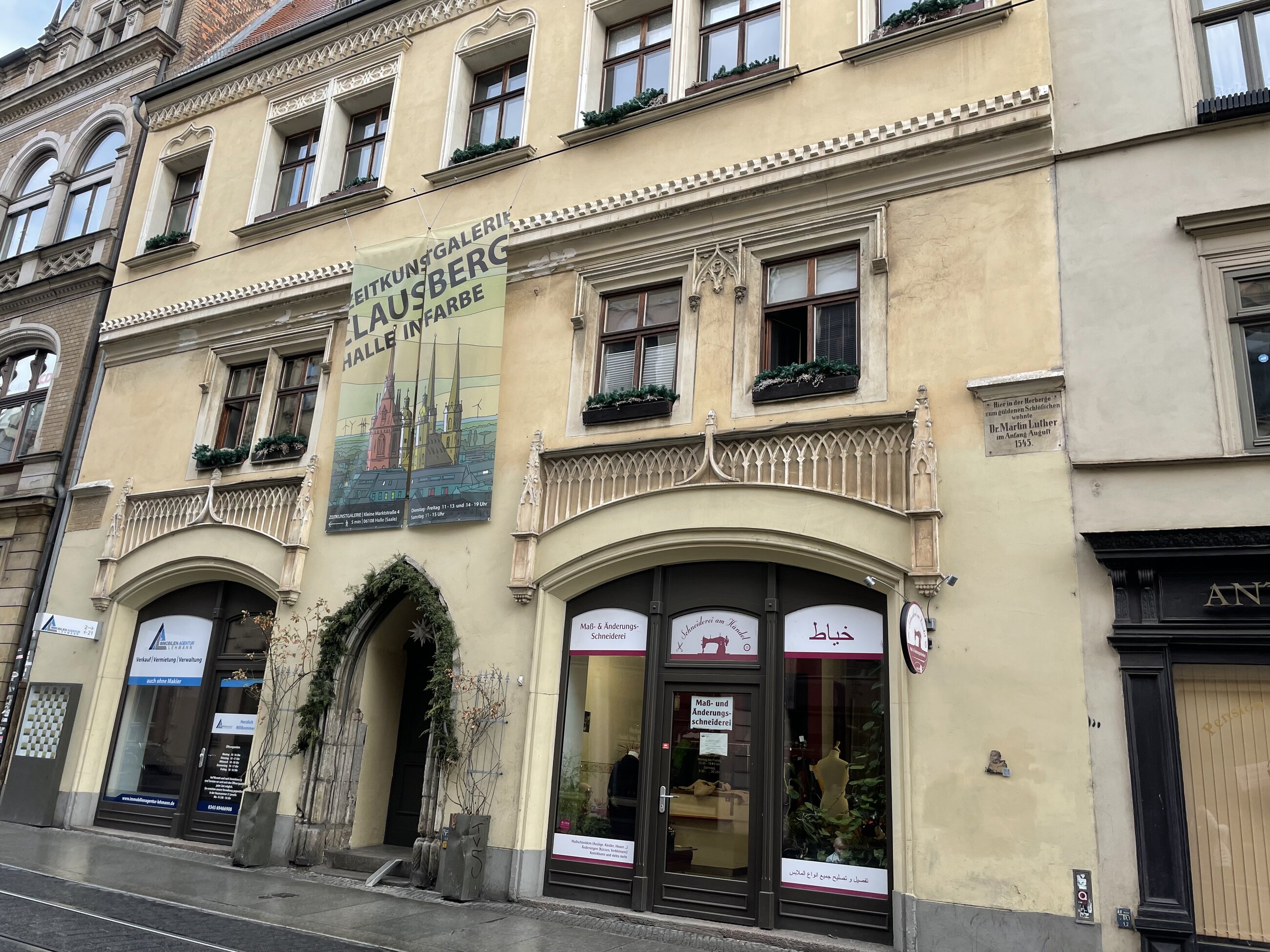 Halle Architecture