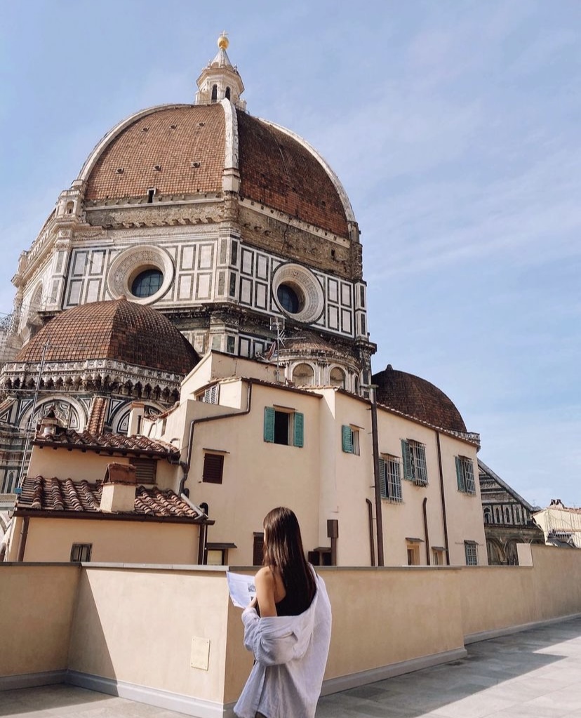 Class presentation on the architecture of the famous Duomo built by Brunelleschi