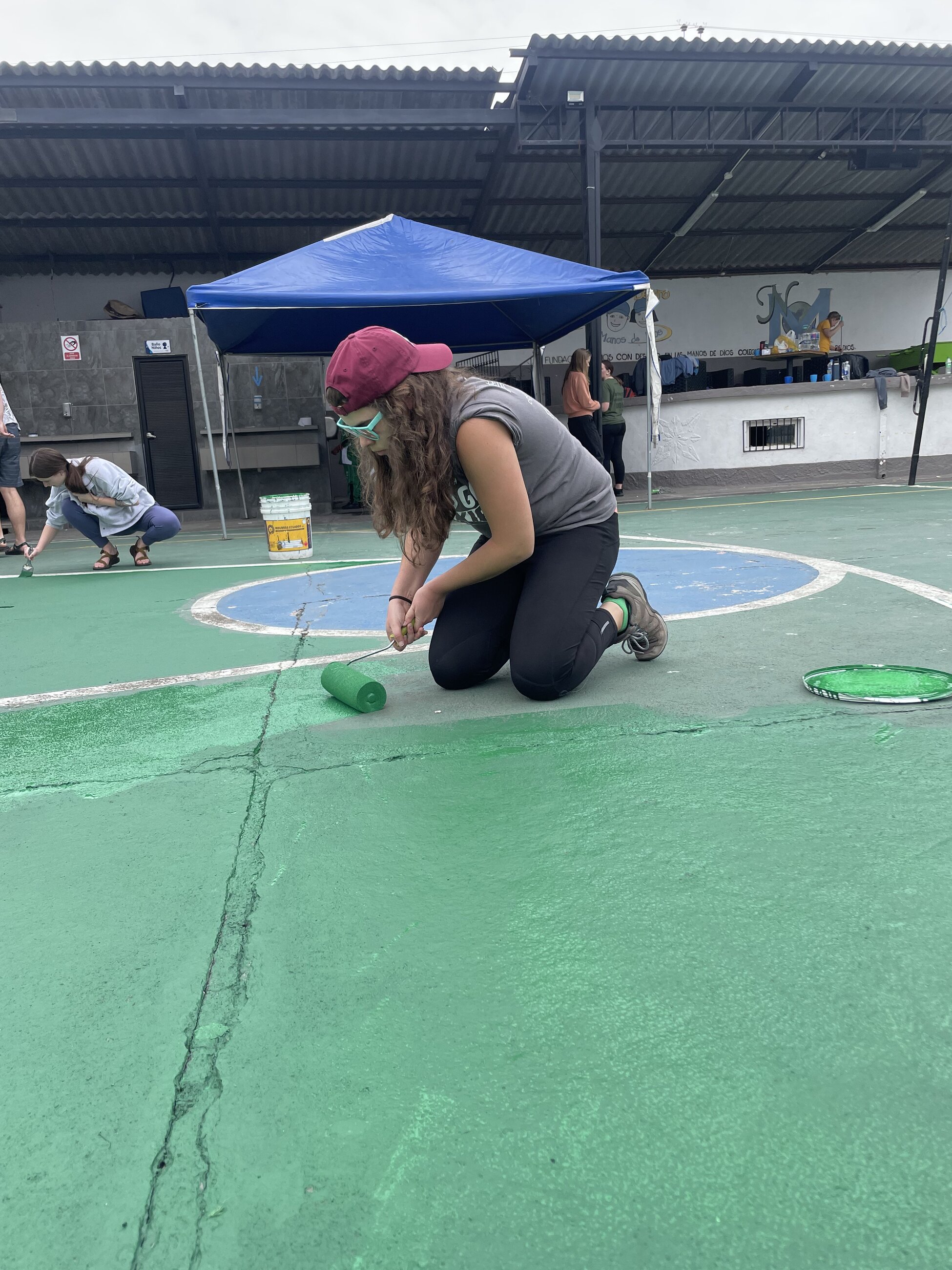 Painting a Basketball Court for Fundacion de Ninos con Destinos.