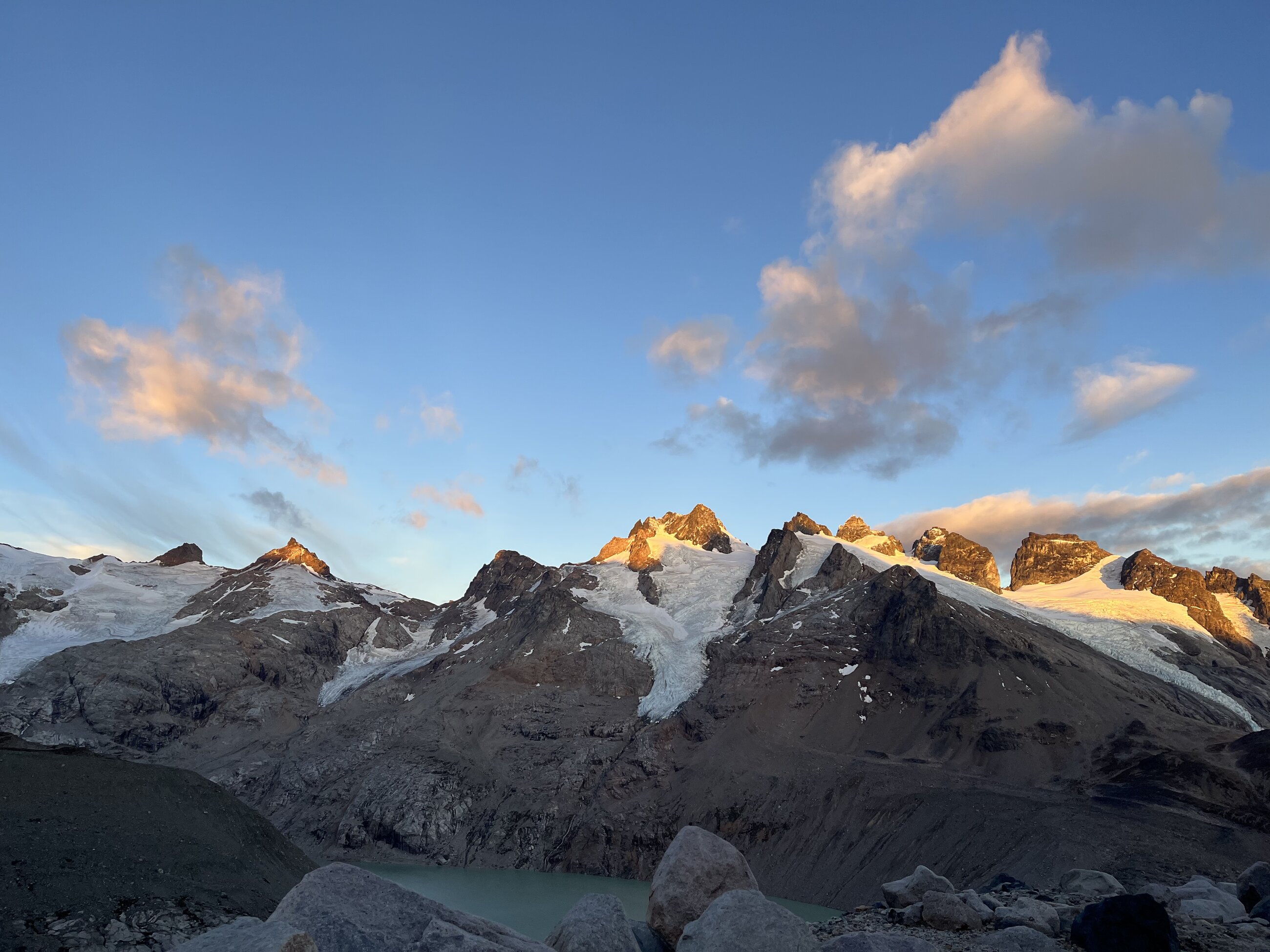 Sunrise hike- Cerro San Lorrenzo