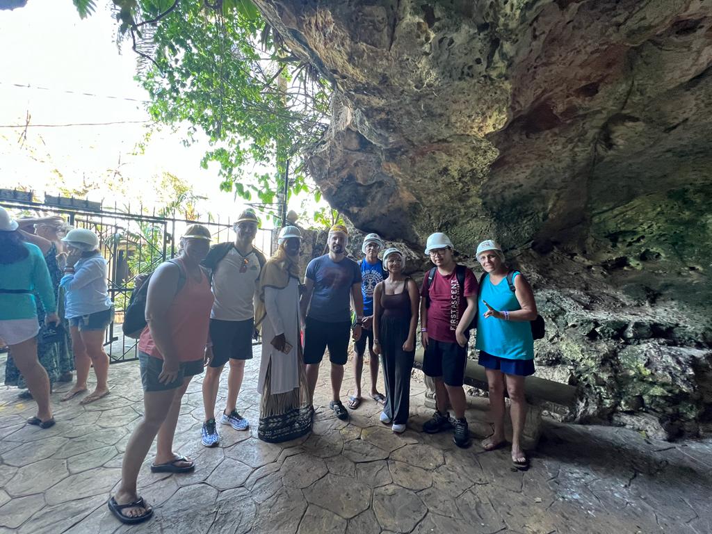 Green Grotto Cave Exploration excursion with the other volunteers