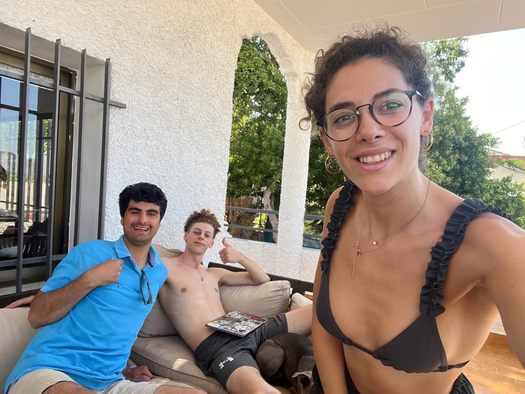 Ardi and Pilar's son (Max) and daughter (Esmeralda)