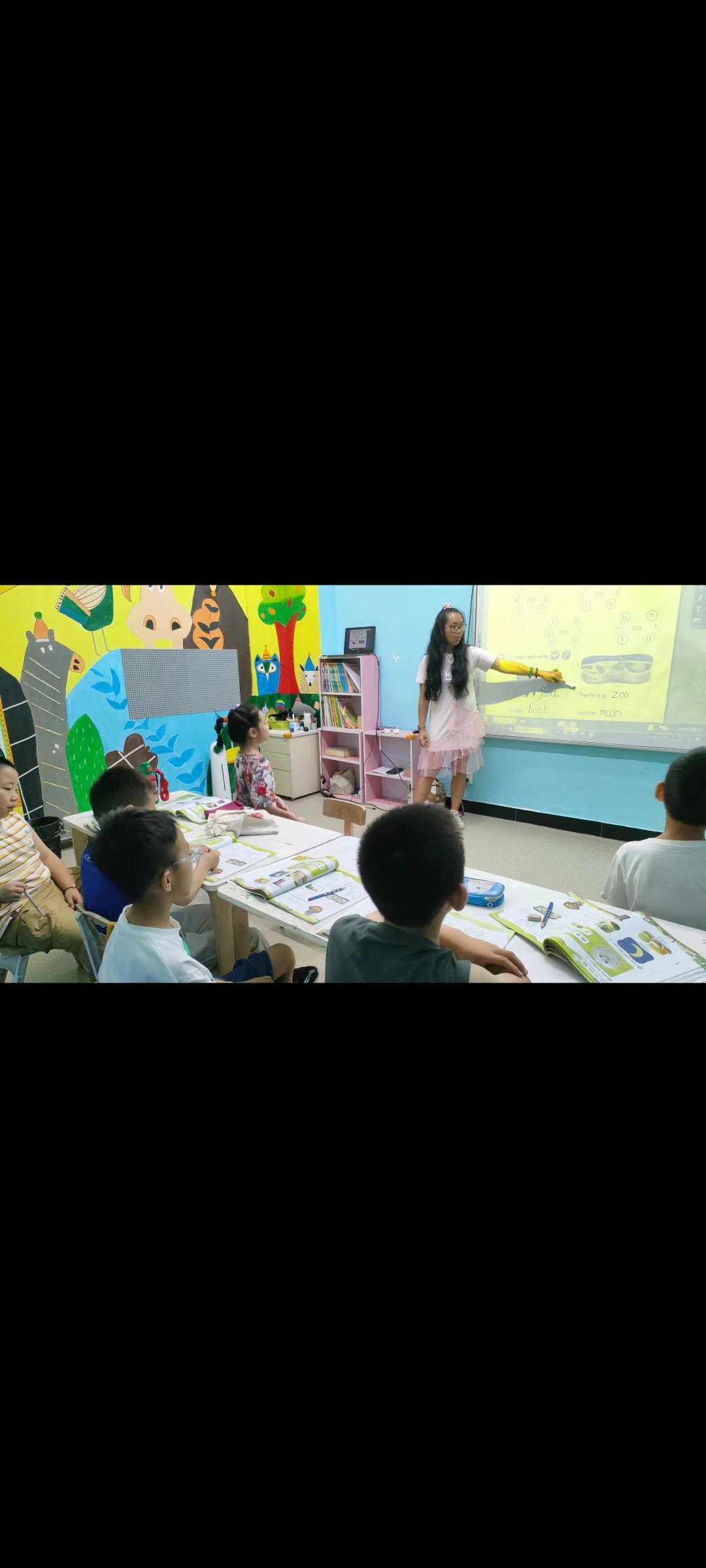 Teaching Chinese children English 