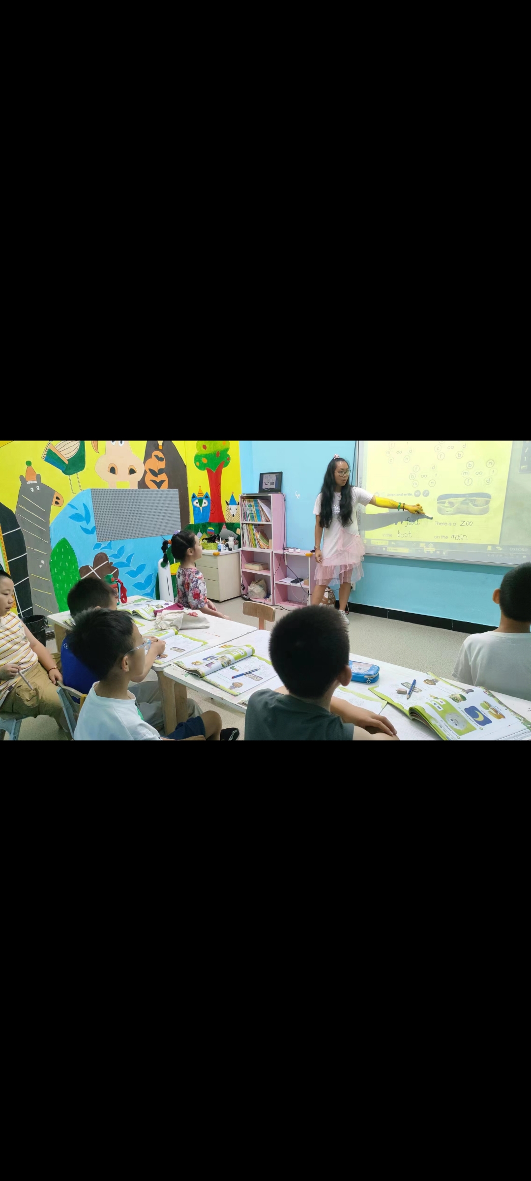 Teaching Chinese children English