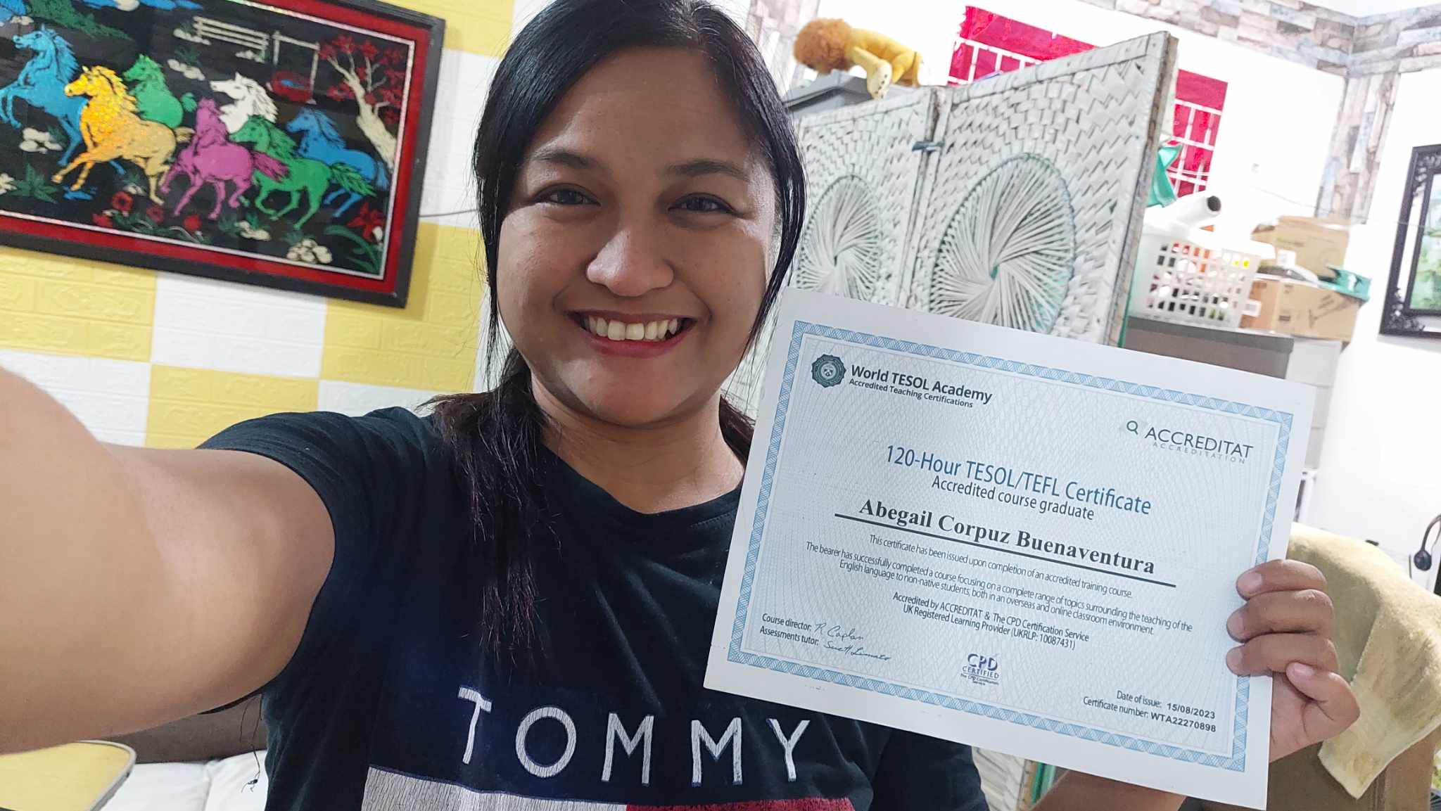 Happy and satisfied certified TESOL/TEFL graduate from the Philippines.