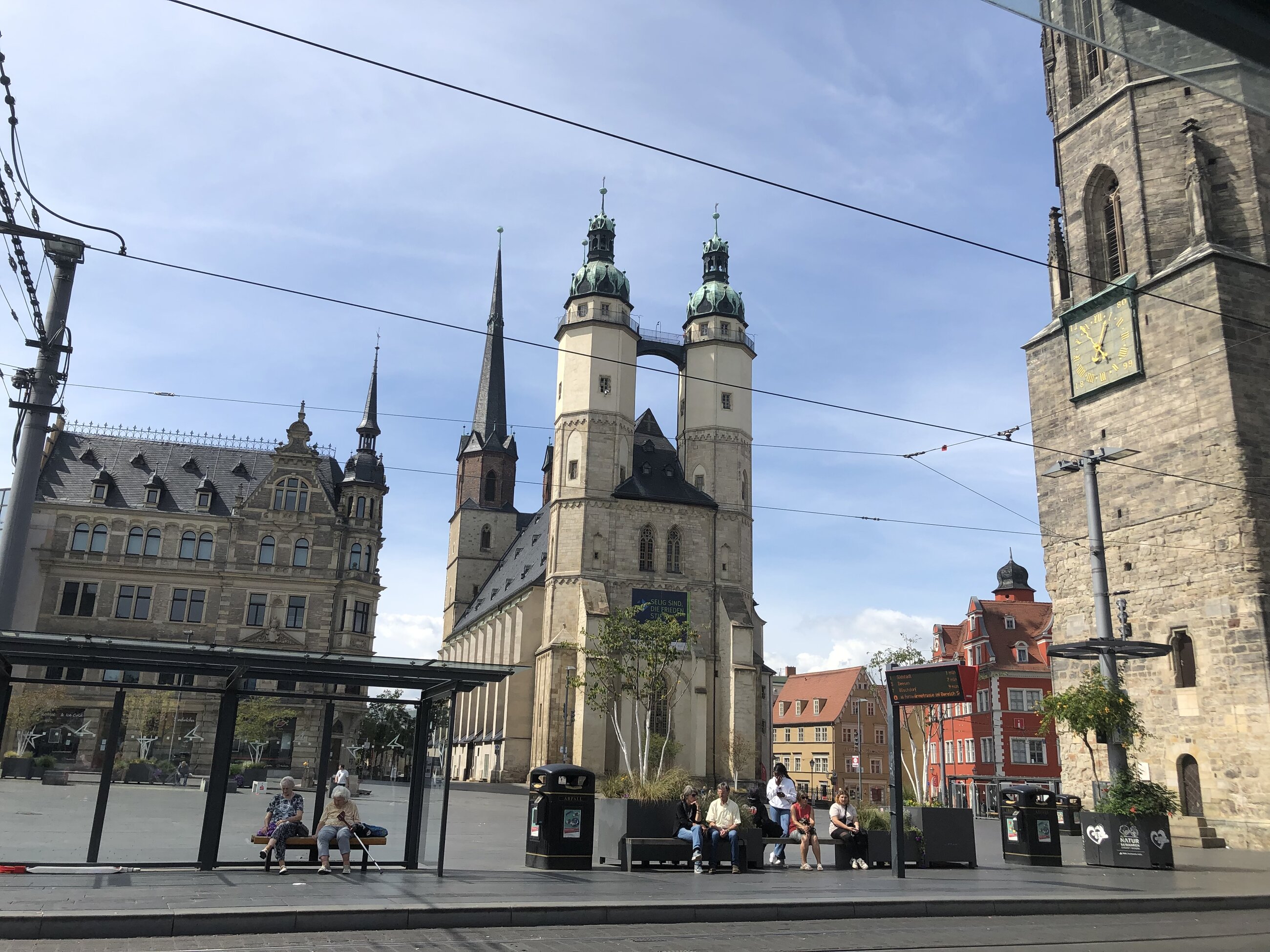 Halle (Salle)