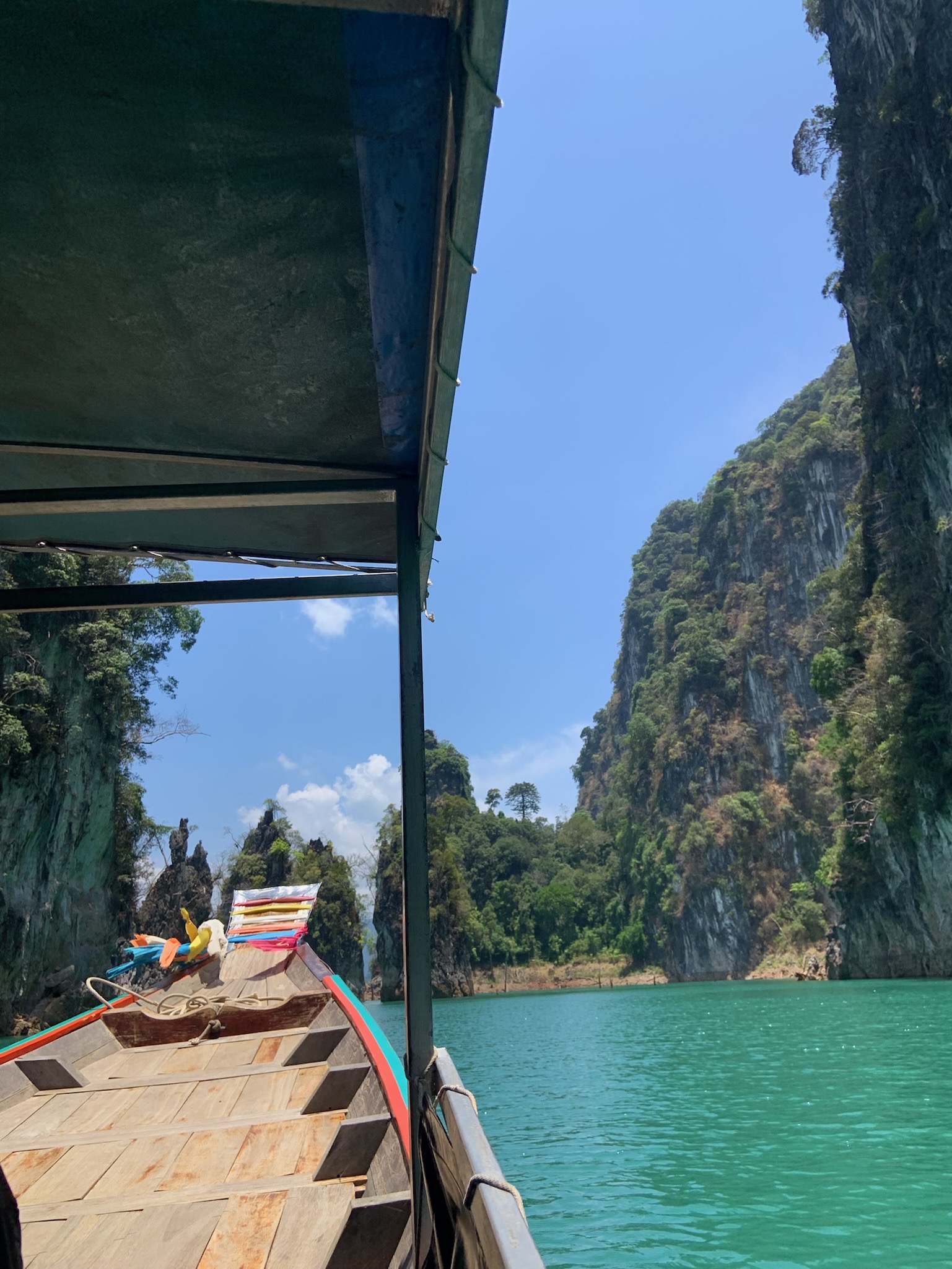 Ratchaprapha Dam Resevoir, Thailand