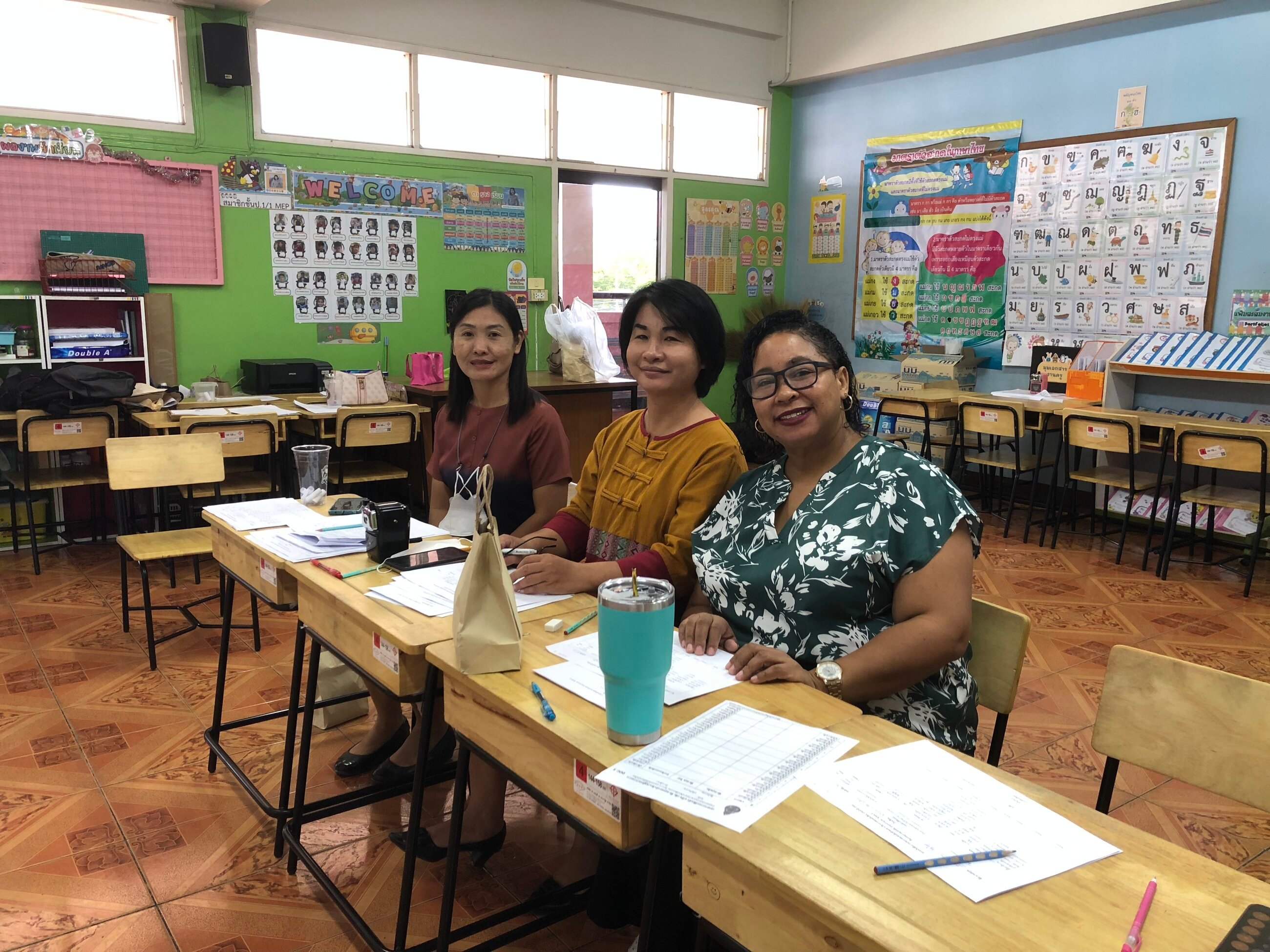 Judging an English contest