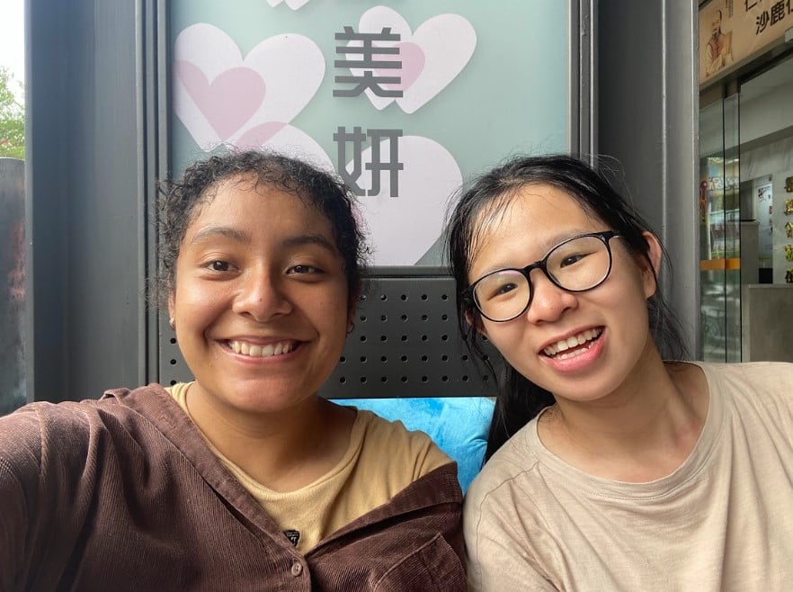 She is Jane! Together, we also join 大甲媽祖 Dajia Mazu Pilgrimage!