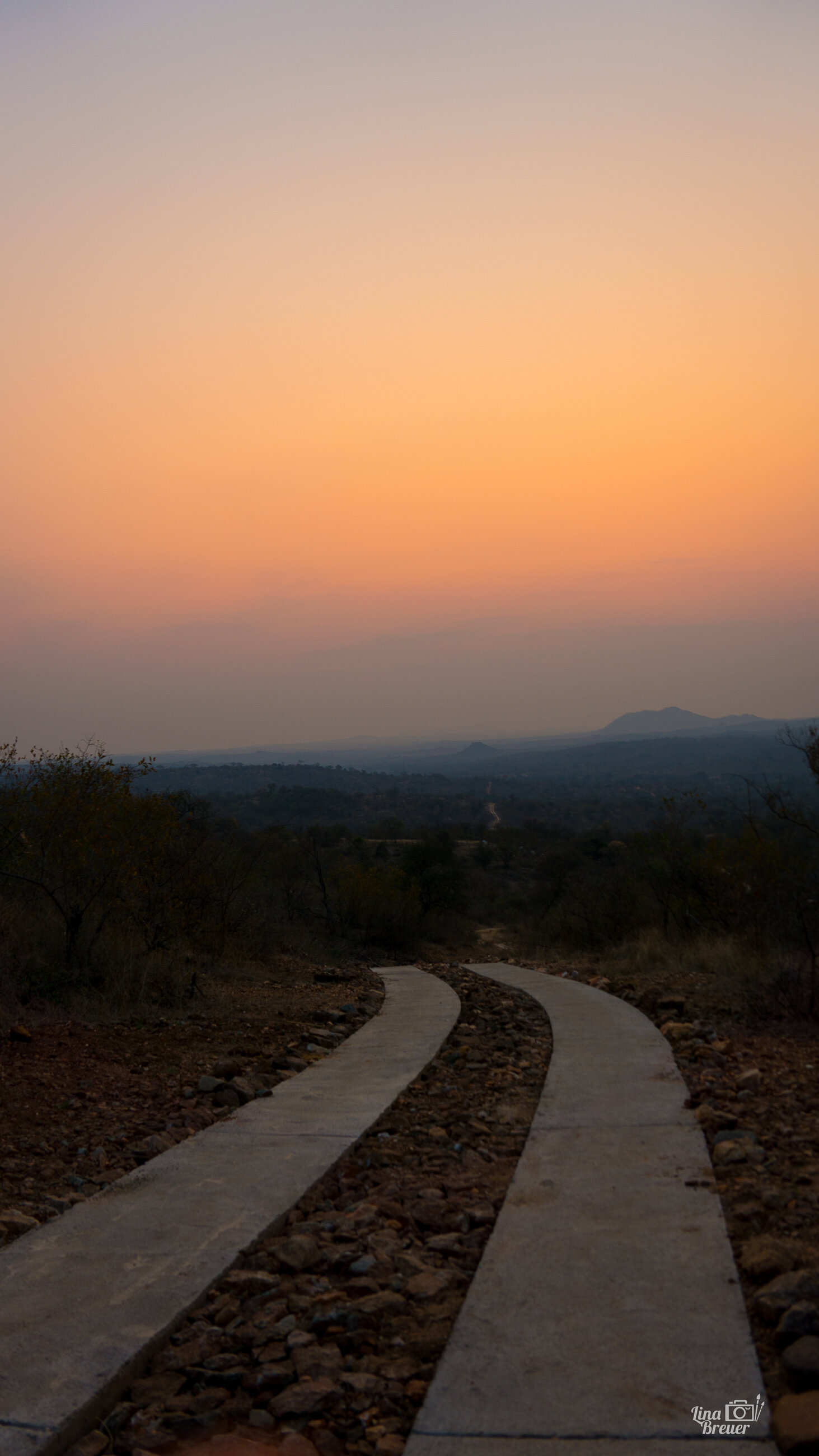 Sundowner on top of the Hill