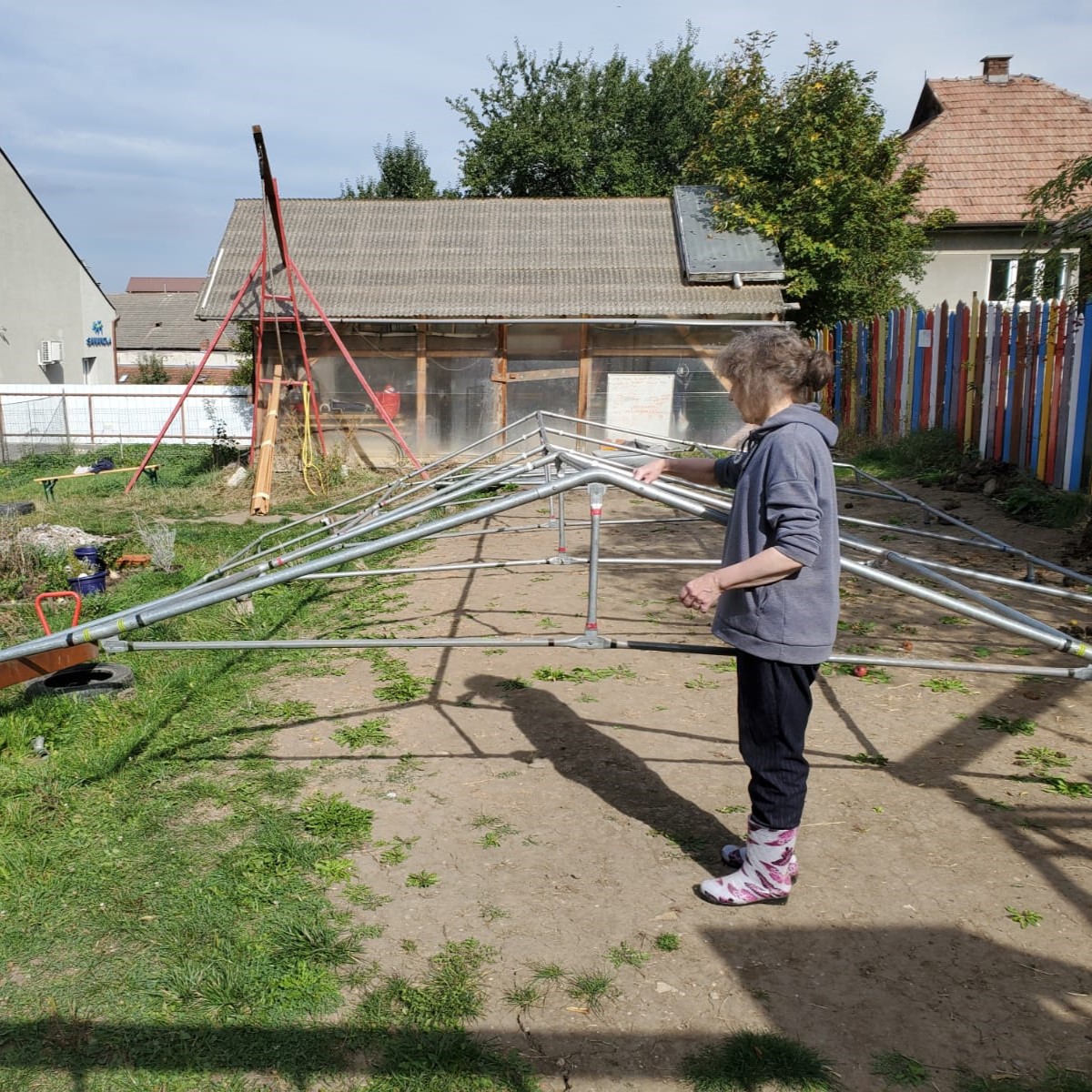 Volunteering in Community Gardening