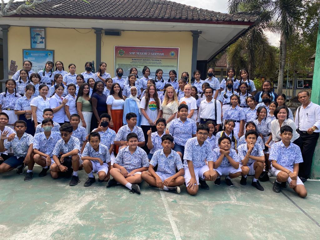 SMP 2 gianyar school