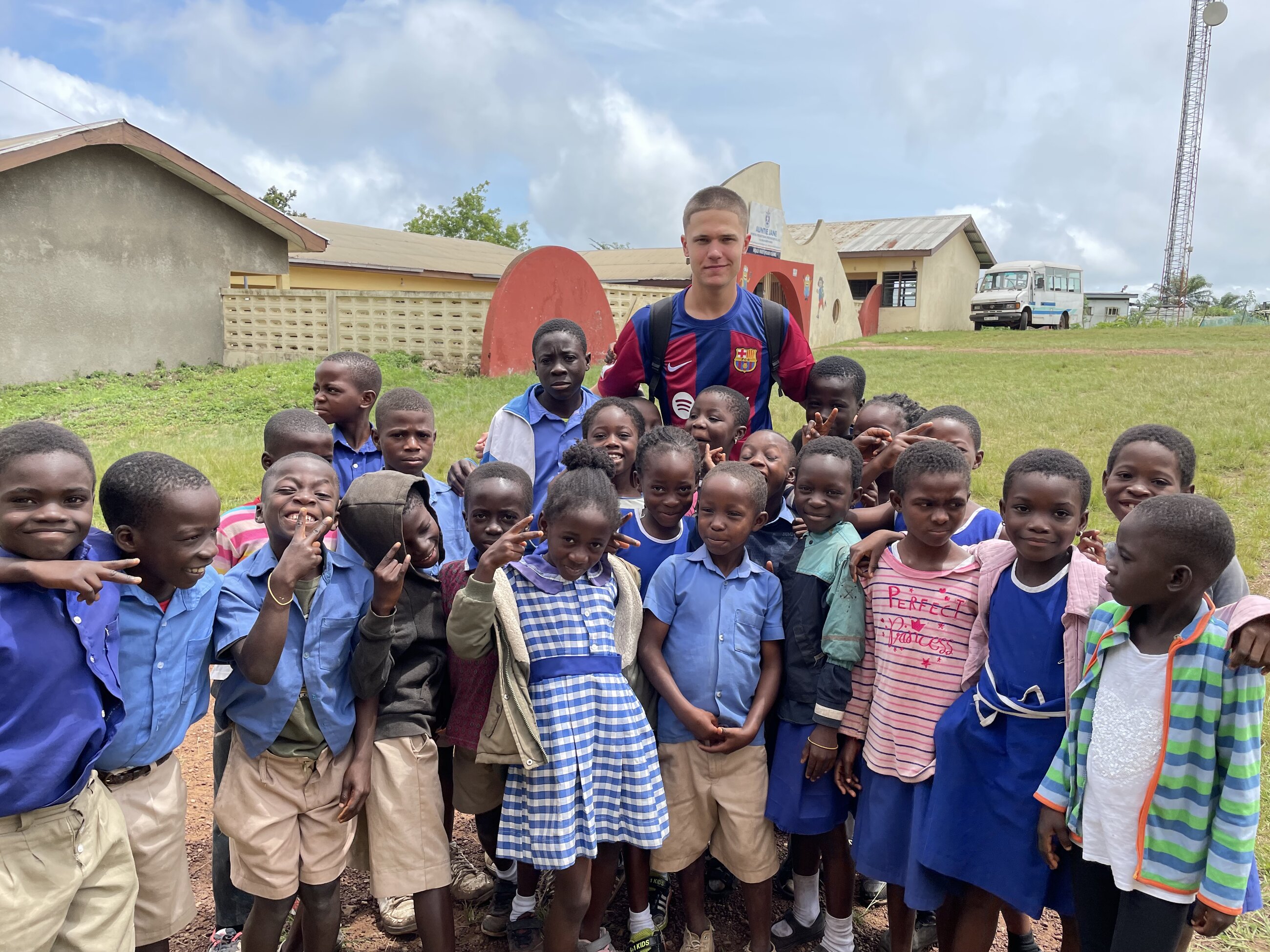 Class 2b Abetifi Presbyterian Primary