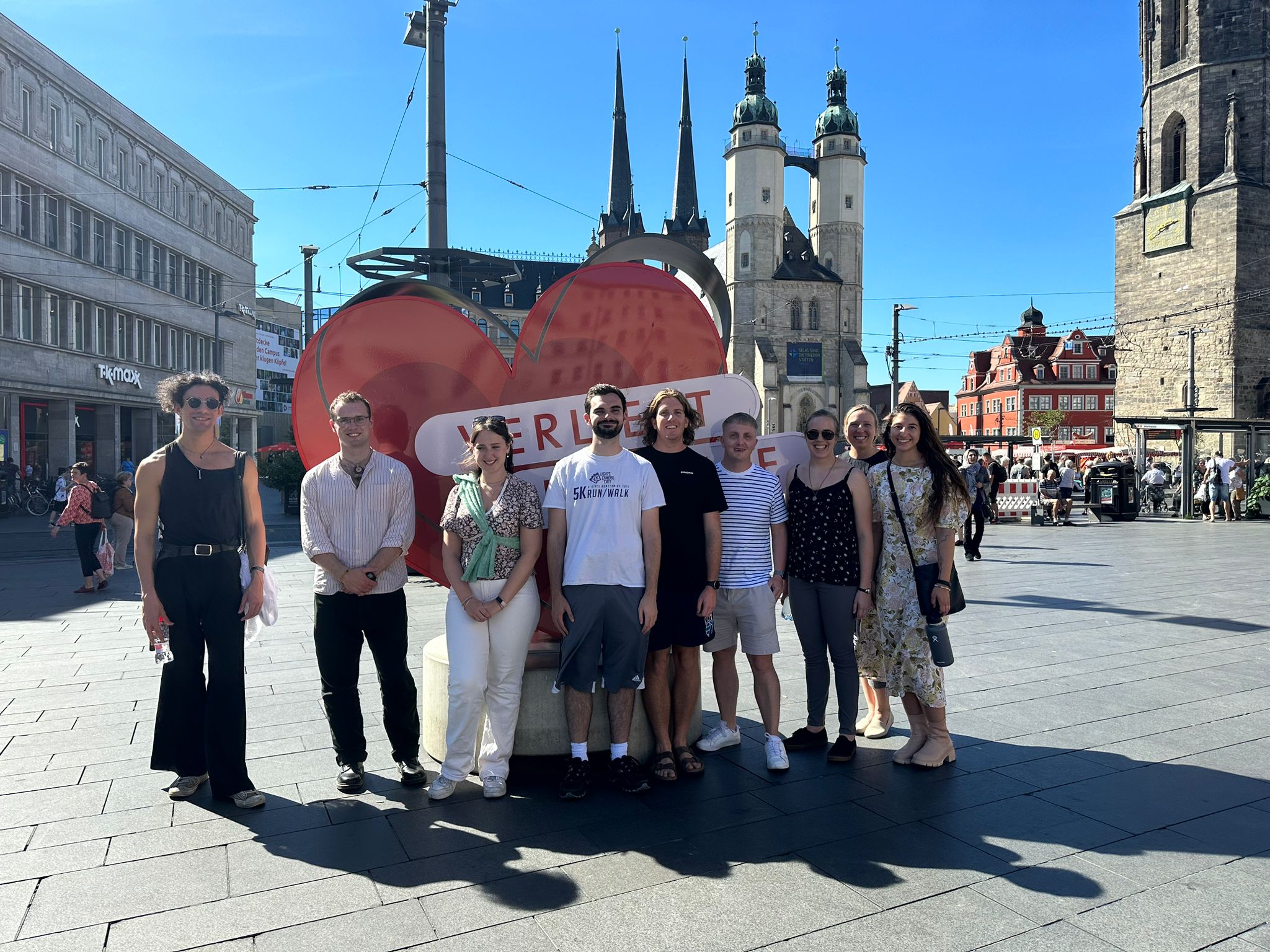 A group tour of the city of Halle
