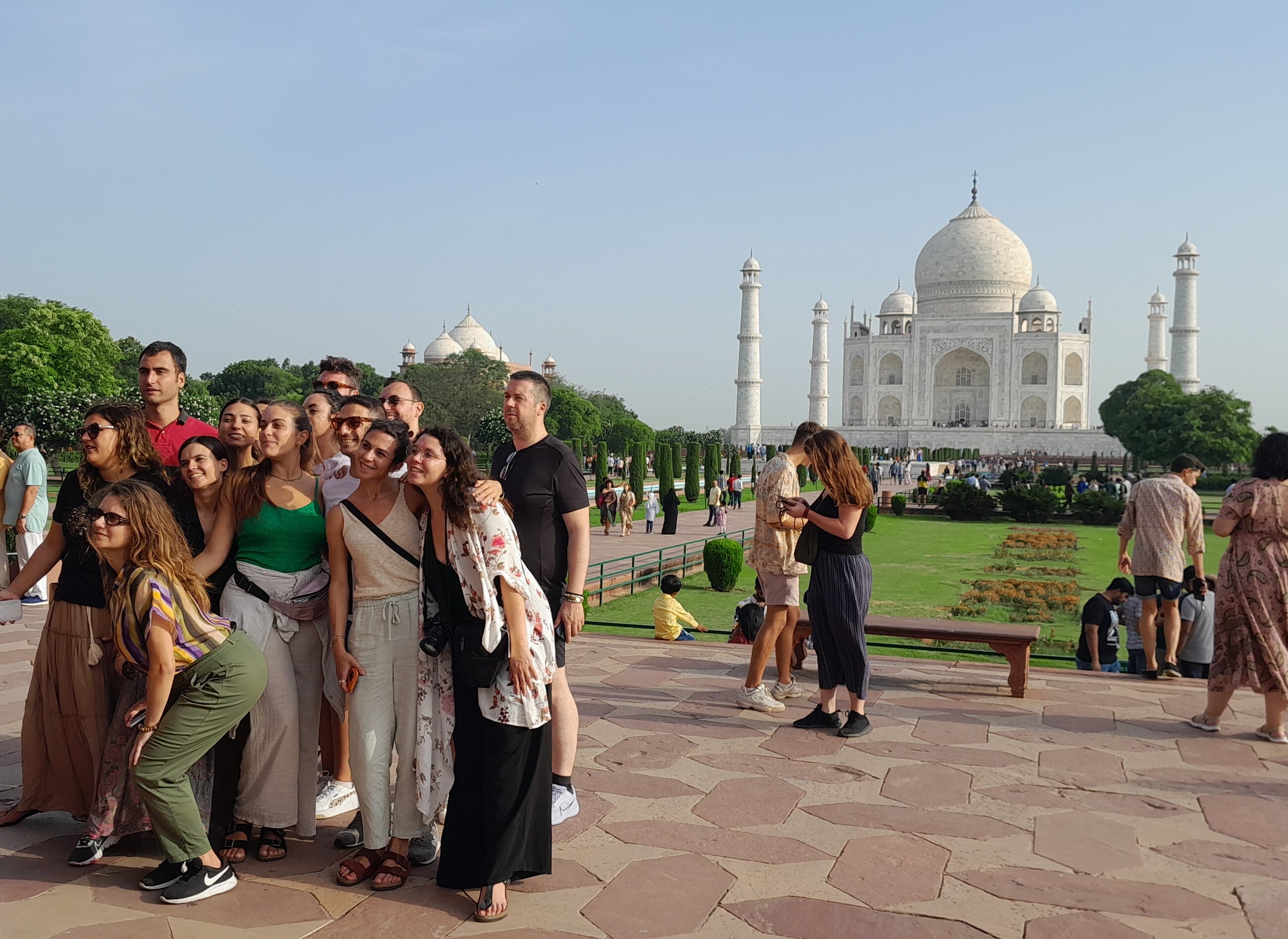 Taj Mahal tour with iSpiice