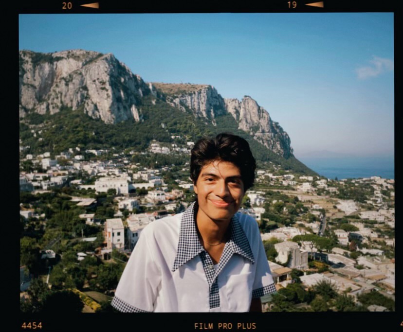 Me in the island of Capri, where the program took us. Made very good memories those couple of days