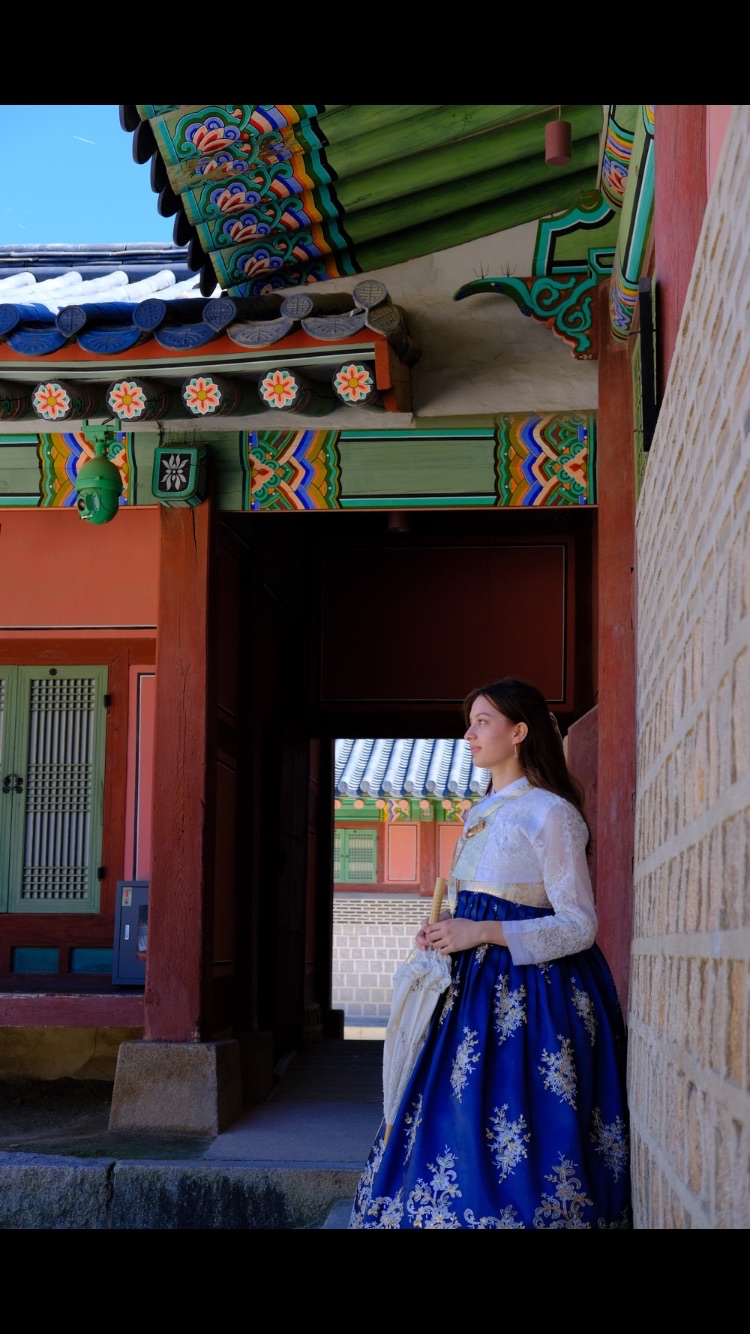 Wearing traditional Hanbok at the Gyeongbokgung Palace