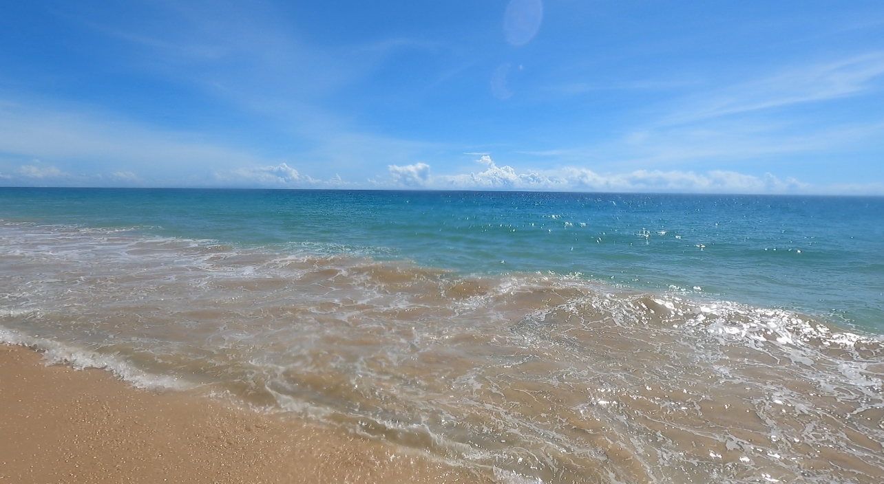 picture of playa bluff (bluff beach) -- this beach is not too far from the center!