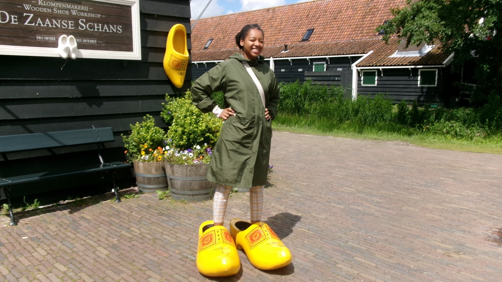 Having Fun at De Zaanse Schans Through a CIEE Sponsored Trip