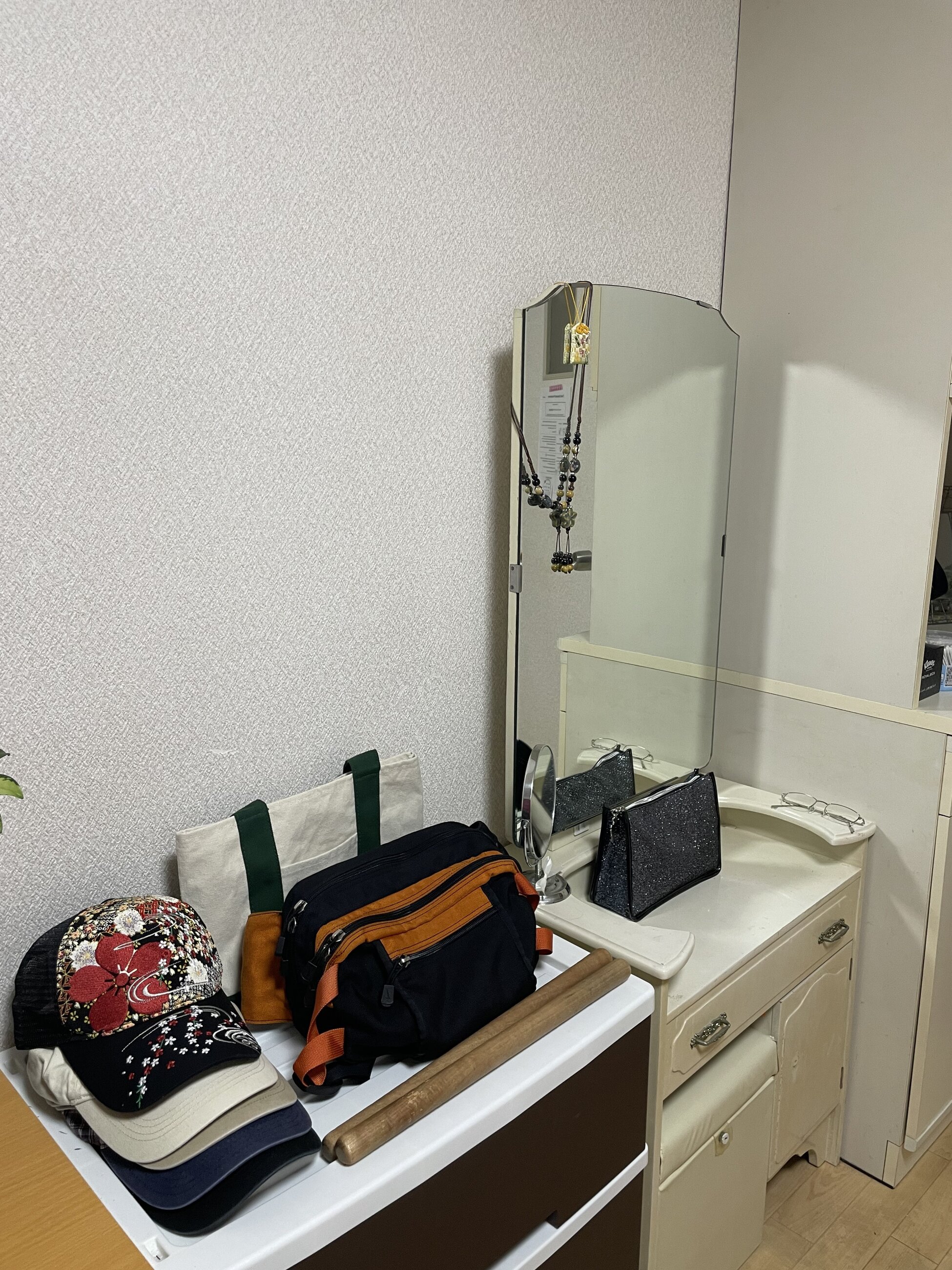 Personal vanity and closets, an example of the furnishing that comes with the room!